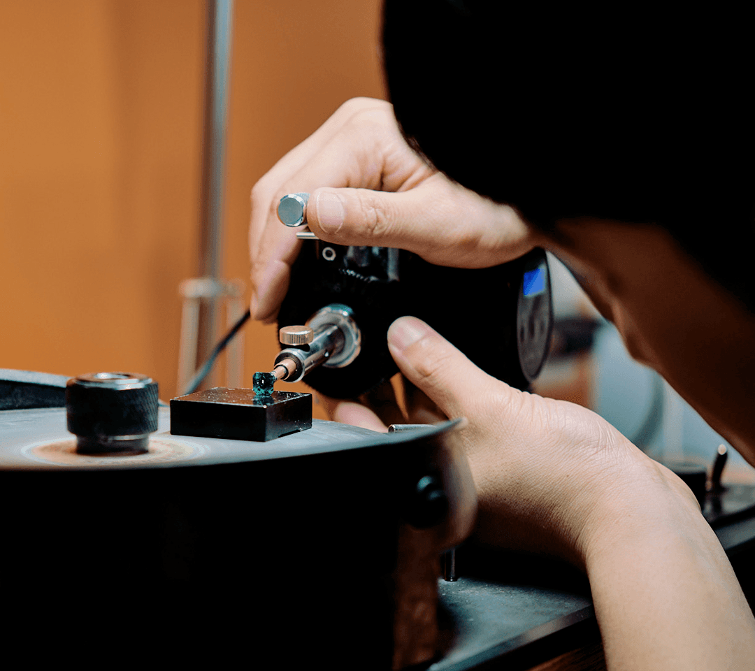 ジュエリー工房スライダー1